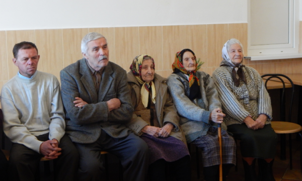 У Буському терцентрі соціального обслуговування відбулись урочистості до Міжнародного Дня людей похилого віку