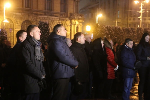 На площі біля пам’ятника Тарасу Шевченку тривають заходи до Дня Гідності та Свободи
