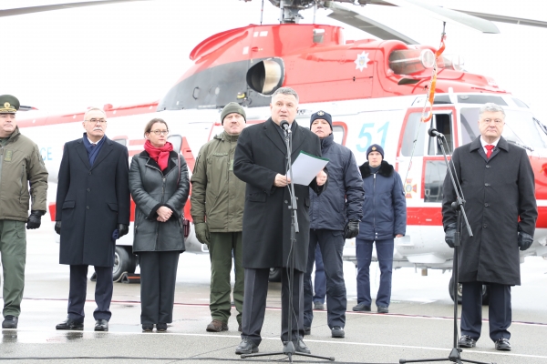 Рятувальники ДСНС України отримали перший гелікоптер H-225 Super Puma французької компанії Airbus