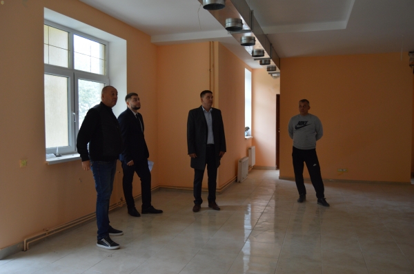  Триває будівництво дитячої турбази Львівського обласного центру краєзнавства, екскурсій і туризму 