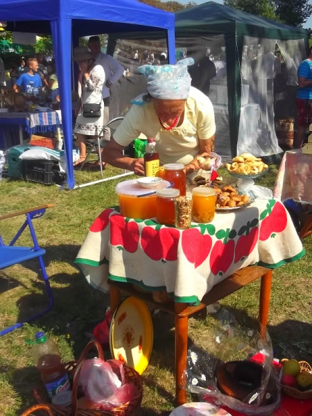 В ОЛЕСЬКО – НА СВЯТО МЕДУ!