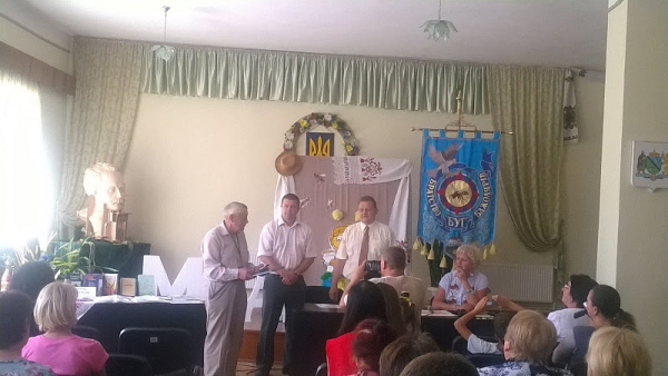 ПРИЙШОВ СПАС - ПІШЛО ЛІТО ВІД НАС