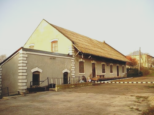 У СТОРОНИБАБАХ ВЩЕНТ ЗГОРІВ МЛИН