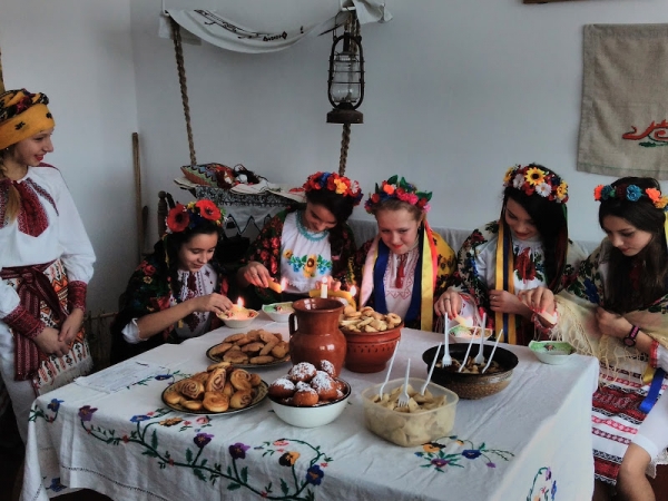 ЯК У КІЗЛОВІ СВЯТКУВАЛИ АНДРІЇВСЬКІ ВЕЧОРНИЦІ