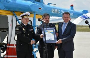 У кожному врятованому завдяки цьому гвинтокрилу житті буде частка вашої праці, – Ігор Бендзай під час передачі вертольота Ка-226 від Львівської ОДА до Міноборони