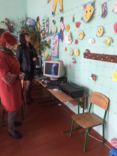 В районі продовжується моніторинг навчальних закладів щодо дотримання вимог Нової української школи