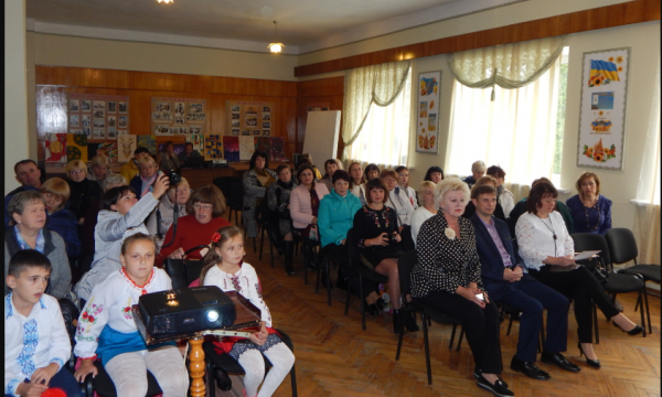 З нагоди Всеукраїнського Дня бібліотек відбулась святкова нарада бібліотечних працівників Буського району