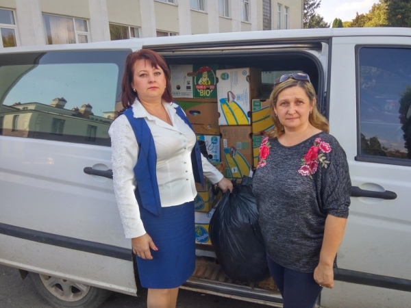 Керівник громадської організації, волонтер Наталія Ярош знову завітала до Буського району з гуманітарною допомогою