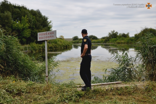 На Львівщині рятувальники оглядали місця збирання та зберігання врожаю