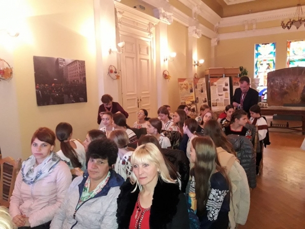 Представники Бущини у Львівському музеї визвольної боротьби вшанували пам'ять Героїв АТО