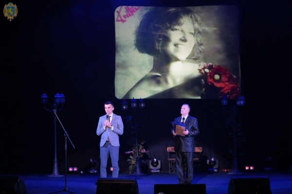 У театрі імені Марії Заньковецької відбувся концерт, присвячений пам’яті Квітки Цісик