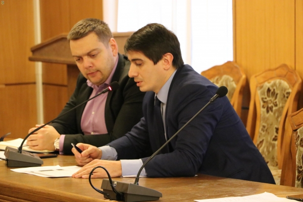 На Львівщині триває робота щодо легалізації незаконних АЗС