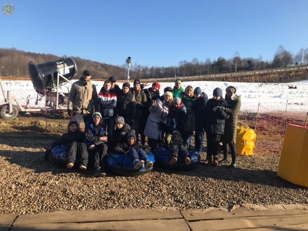 Для дітей з аутизмом організували активне зимове дозвілля