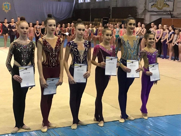 Понад сотня гімнасток змагались на чемпіонаті області