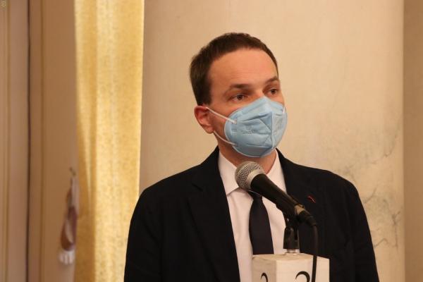 Сім’ям померлих від коронавірусу працівникам медзакладів виплачуватимуть разову допомогу