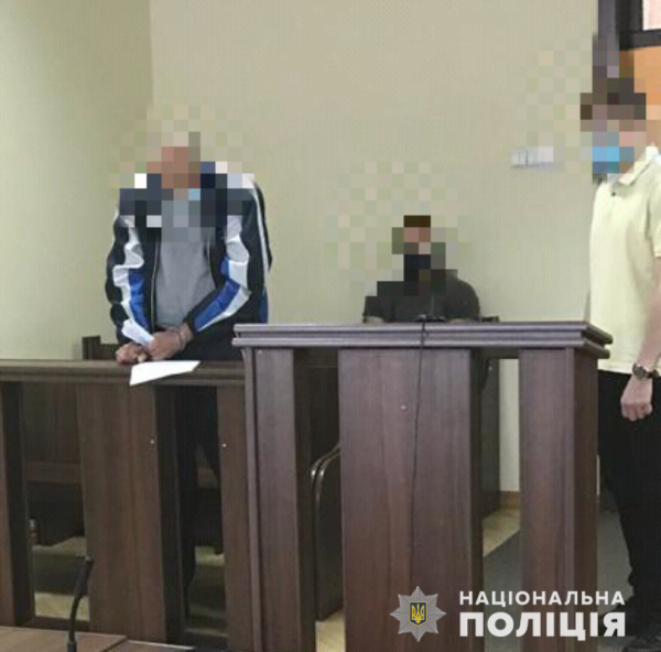 Суд взяв під варту священнослужителя, який торгував переробленою зброєю