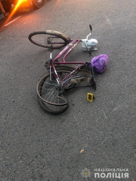 Смертельна ДТП Львівщині: іноземець за кермом вантажівки здійснив наїзд на велосипедиста 