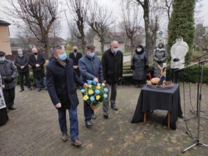 У Буську та в Красному вшанували пам’ять жертв голодоморів