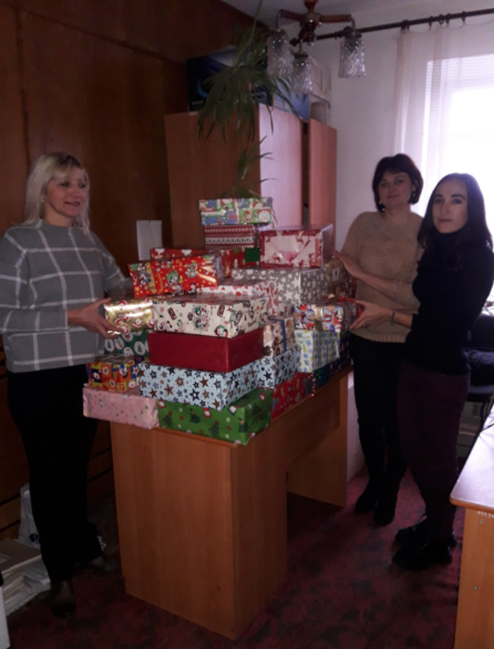 «Різдвяний конвой»: 39 подарунків передадуть дітям Бущини