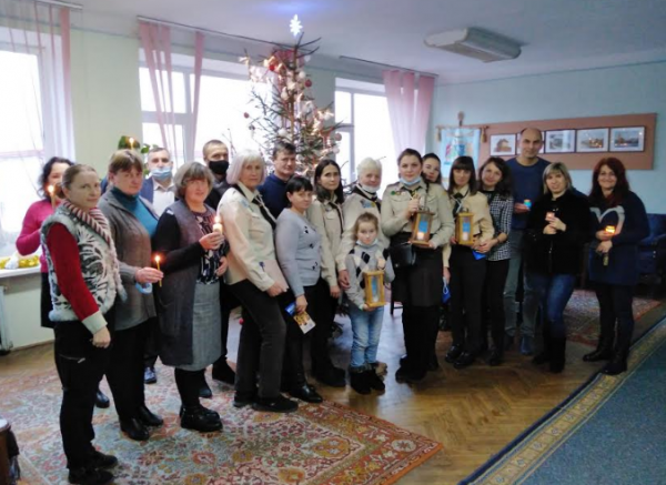 Вифлеємський вогонь миру в Буській райдержадміністрації