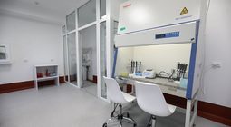 В міській комунальній лікарні Львова створили надсучасну вірусологічну лабораторію