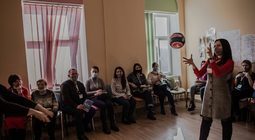У школах Львівської МТГ проведуть курс гуманної освіти «Клуб 4 Лапки»