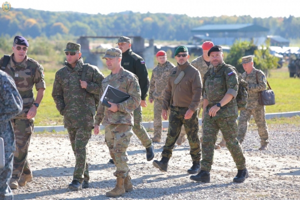 «Об’єднані зусилля ‒ 2021»: понад п’ять тисяч військових беруть участь у навчаннях оборонного характеру на Львівщині 