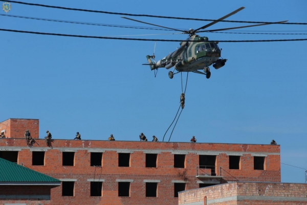 «Об’єднані зусилля ‒ 2021»: понад п’ять тисяч військових беруть участь у навчаннях оборонного характеру на Львівщині 