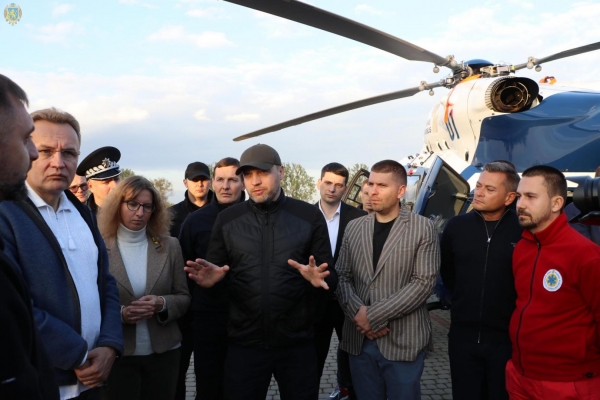 На Львівщину прилетів сучасний гелікоптер для аеромедичної евакуації пацієнтів у критичних станах