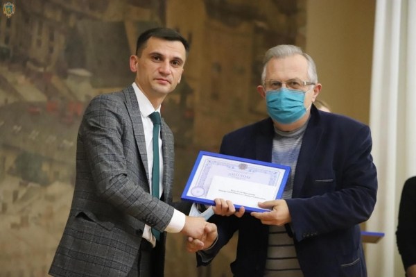 Майже 200 науковців отримали грошові премії від Львівської облдержадміністрації та Львівської облради