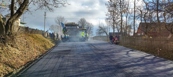 На Самбірщині ремонтують двокілометрову ділянку дороги Бориня-Боберка
