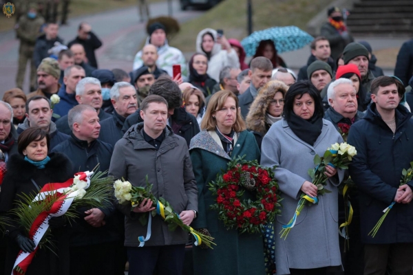 На Личаківському кладовищі вшанували пам'ять Героїв Небесної Сотні