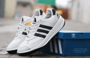 (Українська) Як вибрати кросівки Адідас в інтернеті