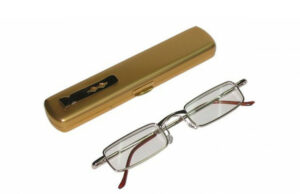 (Українська) Готові окуляри для зору: особливості та переваги аксесуару