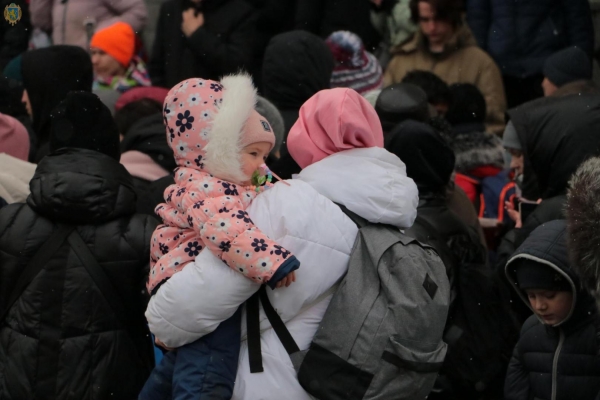 У пошуках безпеки: на Львівщині знайшли прихисток близько тисячі дітей зі східних областей