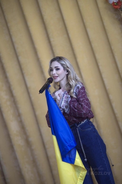 У Дрогобичі відбувся безкоштовний концерт для внутрішньо переміщених осіб за участі артистів української естради