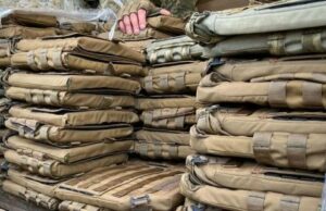Львівщина передала на Луганщину ще сотню бронежилетів для захисту воїнів