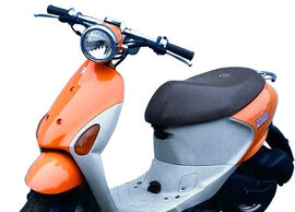 Скутер проти мотоцикла, плюси та мінуси!