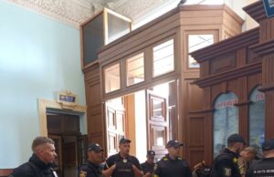 (Українська) У Львові поліцейські перевірили повідомлення про замінування Головного залізничного вокзалу – вибухонебезпечних предметів не виявлено