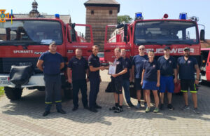 Німецькі колеги подарували львівським рятувальникам дві пожежні автоцистерни