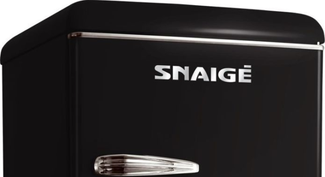 Холодильник Snaige