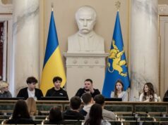 Учні Львівщини спробували себе у ролі депутатів облради