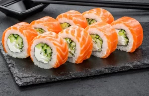 (Українська) Смачний вечір з EatSushi: 6 ідеальних ролів для побачення чи перегляду серіалу