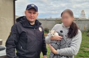 Батька дитини, яка розмалювала кота, притягнули до відповідальності