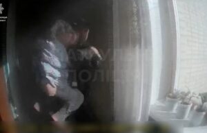 У Львові евакуювали мешканців з палаючої багатоповерхівки на Мідній