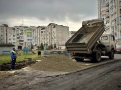 В Шептицькому триває ремонт дороги на Корольова та Набережній