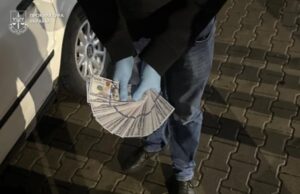 Мешканку Самбірщини затримано за переправлення чоловіків через кордон за $12,5 тис