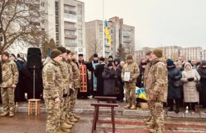 Новороздільська громада вшанувала пам’ять захисника Олега Антонова