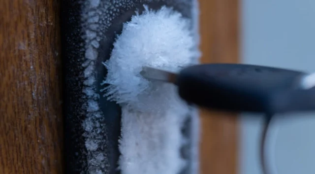 блокування дверей