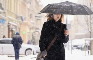 У Львові до кінця доби очікують значний сніг та хуртовини